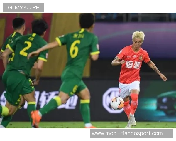 国安亚冠首发阵容揭晓张健智张玉宁领衔出战大埔球队